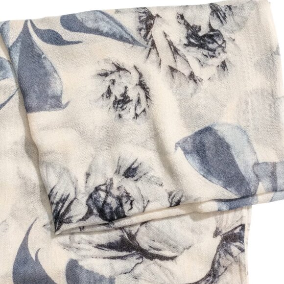 H&M One Size Fits All Floral Fringe Scarf Cream Gray Navy Blue Fringe Neutral - Picture 7 of 7